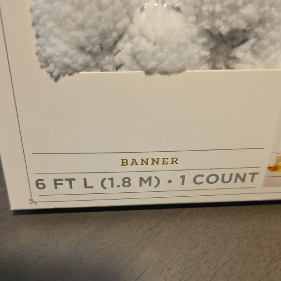 Wondershop White  "MERRY" Holiday Banner - Picture 4 of 4